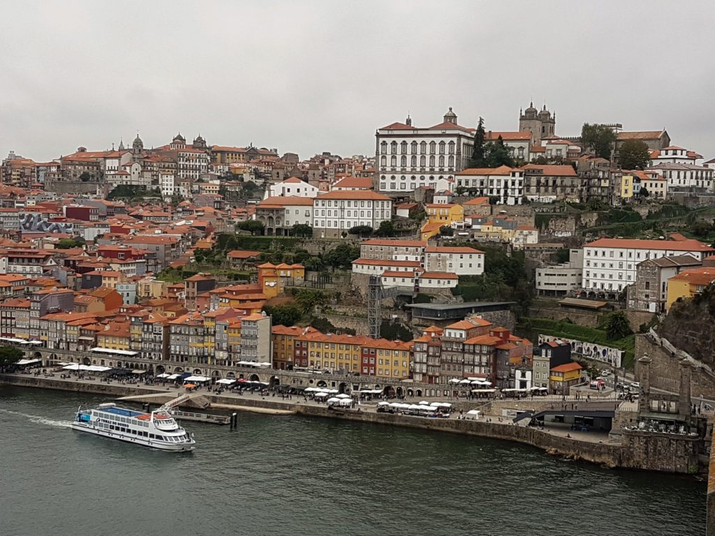 Vue sur la ville de Porto et le Douro