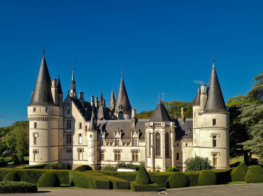 Domaine de la Doucette. Château du Nozet près de Pouilly sur Loire.