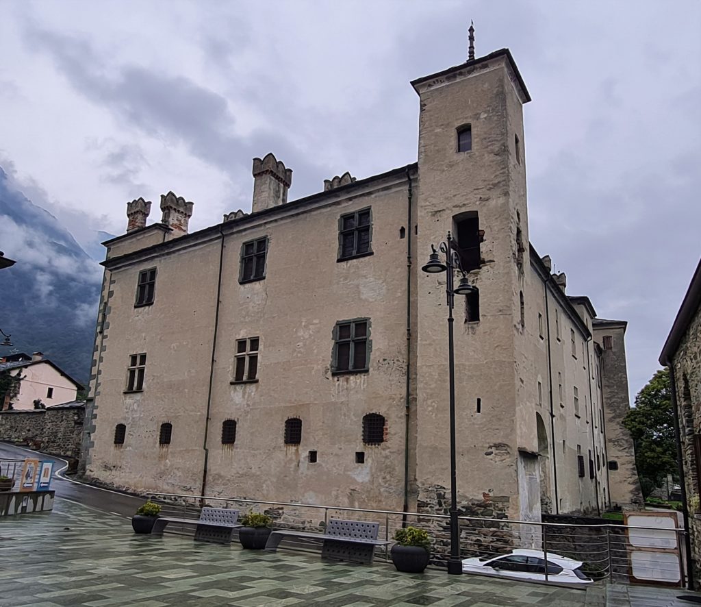 A Issogne, le château construit au XVème par la famille des Challant 